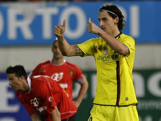 西甲：伊布連場力破僵局 門框2度救險巴薩客勝勁敵