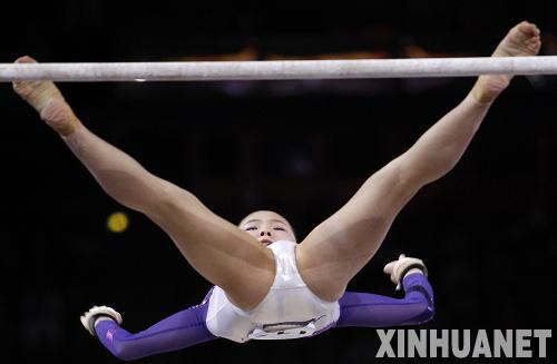 世界杯法國站：何可欣高低杠奪冠