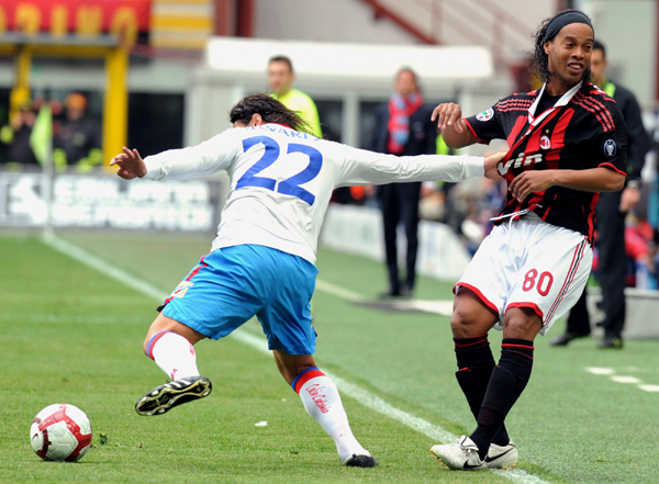 意甲：羅馬反超國米登頂 AC米蘭主場戰平