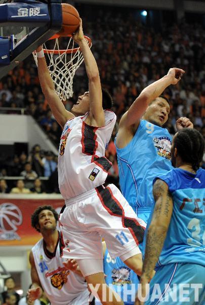 CBA總決賽：廣東隊(duì)摘得總冠軍