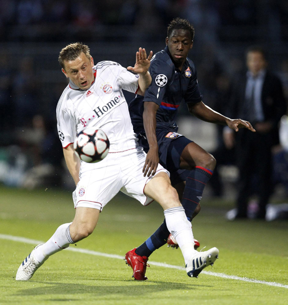 歐冠：拜仁3:0完勝里昂進決賽 奧利奇上演帽子戲法