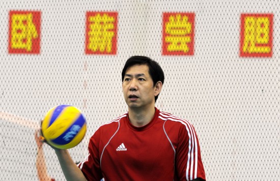女排主帥王寶泉訓練場上過“五一”