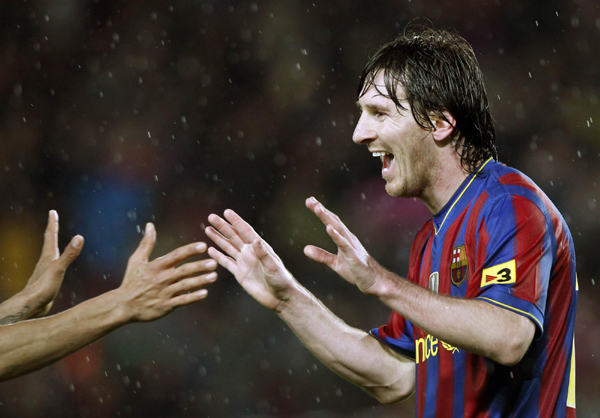 巴塞羅那雨中4:1擊退特內里費 取得主場10連勝