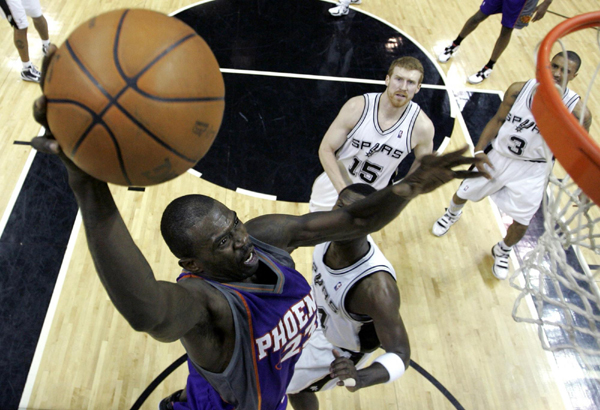 NBA：“獨(dú)眼”納什帶太陽(yáng)率先晉級(jí) 馬刺被0:4橫掃