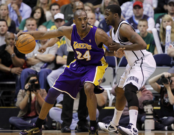 NBA：科比32分 湖人4:0橫掃爵士會(huì)師太陽