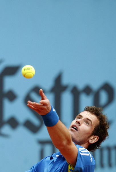 馬德里賽：納達(dá)爾苦戰(zhàn)過關(guān) 小威遭逆轉(zhuǎn)出局