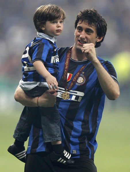 歐冠：米利托梅開二度 國米2:0擒拜仁奪三冠王