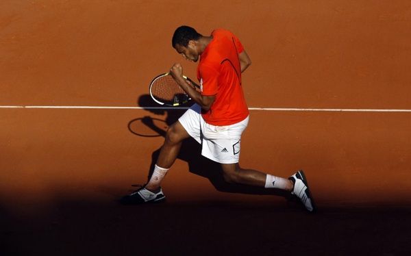 法網：大威輕松晉級 阿扎倫卡、桑切斯連遭爆冷