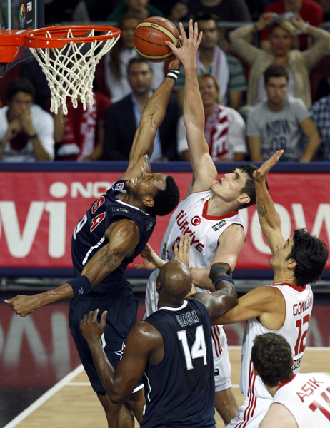 夢九大勝土耳其 美國隊16年后重奪男籃世錦賽冠軍