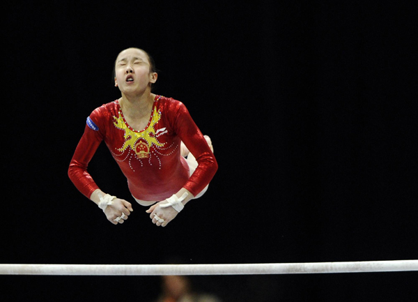 體操世錦賽：中國女隊(duì)遺憾摘銅 俄羅斯奪金