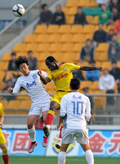 中超：天津完勝闖入亞冠 保級大戰末輪打響