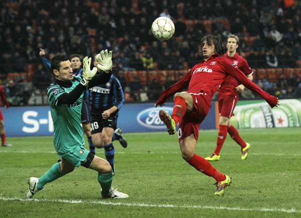 歐冠：國米終止五場不勝 巴薩奪小組頭名