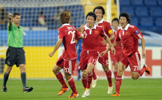 亞洲杯：中國(guó)隊(duì)2:0完勝10人科威特 取得開(kāi)門(mén)紅