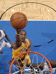 科比低迷17分難救湖人 魔獸兇猛魔術過關