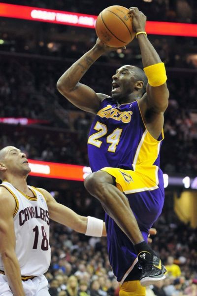 湖人不敵騎士 衛(wèi)冕冠軍3連敗