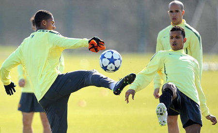 曼聯訓練納尼加入 卡里克復出維迪奇恐缺陣