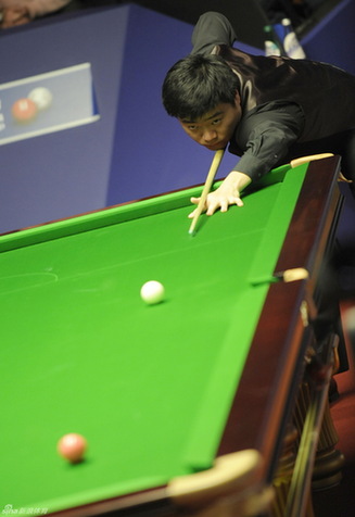 世錦賽：丁俊暉10-2大勝伯內特