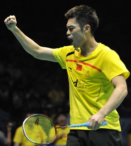 中國隊(duì)3:0完勝丹麥 第八次捧起蘇迪曼杯