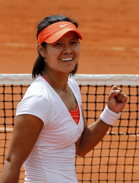 法網：李娜2:1逆轉首進八強 再創中國女網歷史