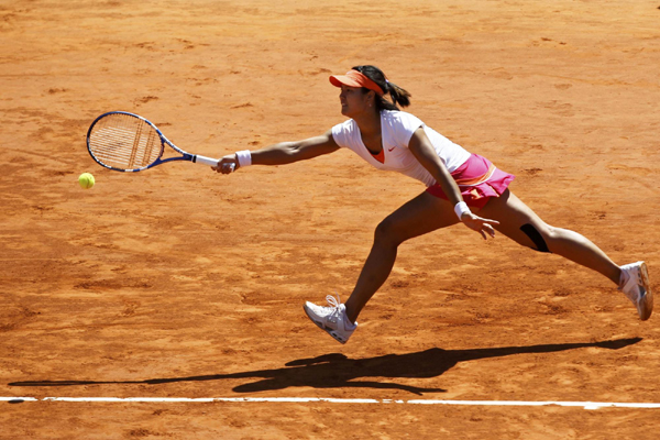 法網(wǎng)：李娜2:0完勝莎拉波娃闖進(jìn)決賽 創(chuàng)亞洲最好成績