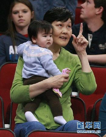 “難說再見！”：姚明NBA生涯全回顧