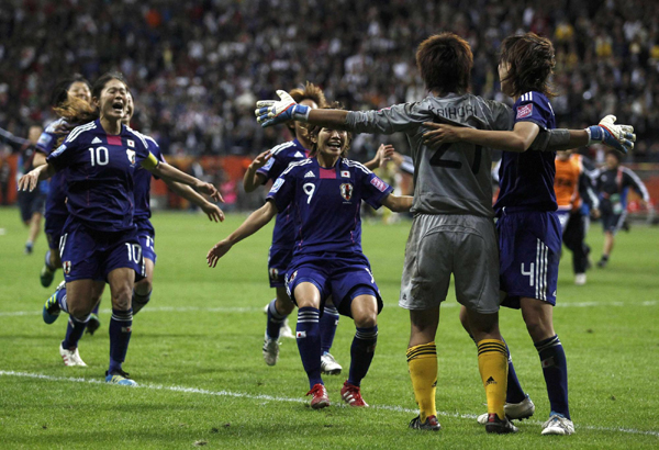 女足世界杯：兩度頑強扳平 日本點球5:3美國首次奪冠
