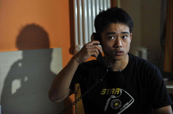 地鐵口的托馬斯全旋：一個冠軍賣藝人的故事