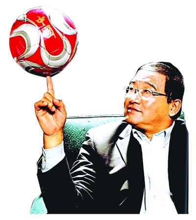 女足請(qǐng)洋帥 韋迪不著急