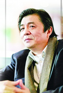 汪嘉偉掏200萬重獎(jiǎng)女排