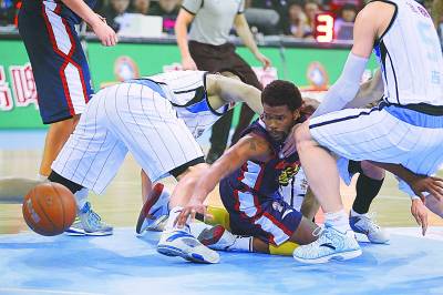 CBA總決賽首戰能看的只是熱鬧