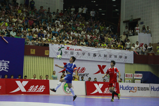 特步大五聯賽半決賽結束 湖大廣體會師冠亞軍爭奪戰