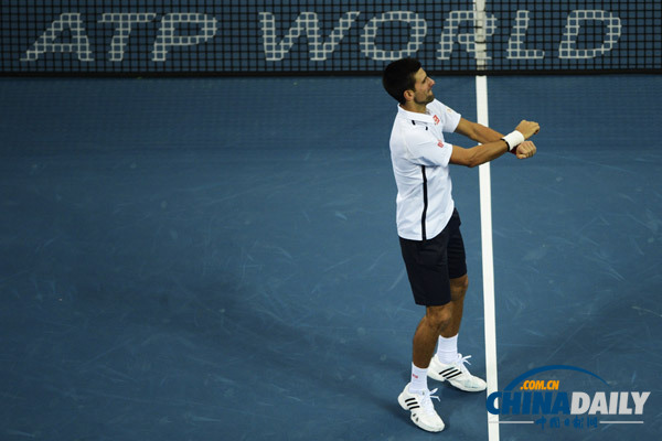 德約科維奇登頂中網(wǎng)大跳“騎馬舞”