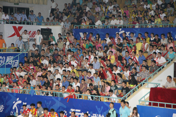 特步大五聯賽半決賽：北體大10:7斬獲首個總決賽名額