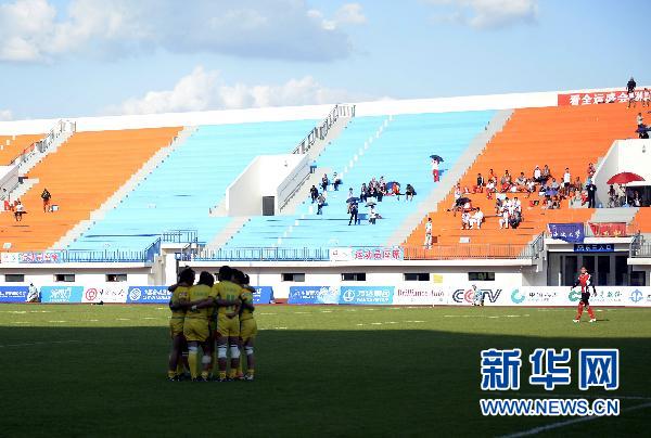 女子橄欖球決賽驚現71:0 北京隊不滿判罰消極比賽