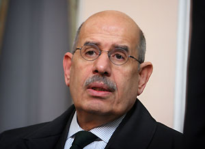 International Atomic Eenergy Agency Director General Mohammed Elbaradei speaks with journalists in Tehran, Iran April 12, 2006. Elbaradei said on Thursday he wanted Iran to suspend uranium enrichment and hoped parties in the nuclear dispute would return to talks.