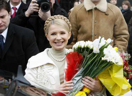 Opposition's Yanukovich claims win in Ukraine poll