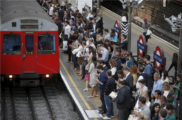 Commuters brace for chaos as strike shuts London Underground
